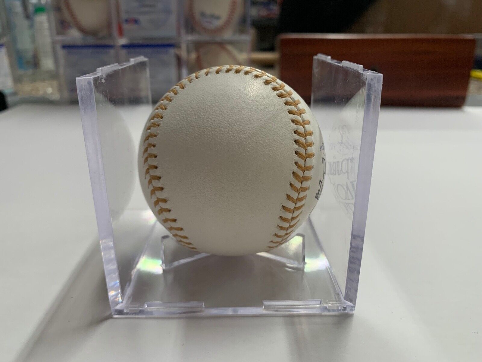Pete Rose Autographed Rawlings Gold Glove Baseball PSA Certified AI48990 MLB