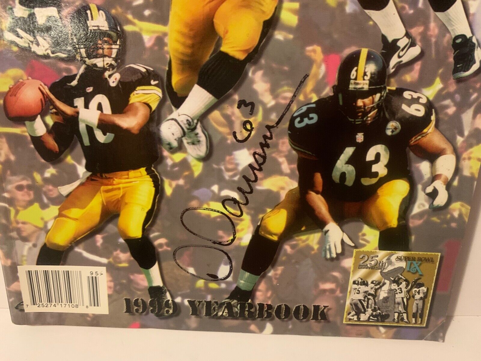 Pittsburgh Steelers 1999 Yearbook Autographed by Dermontti Dawson On Cover