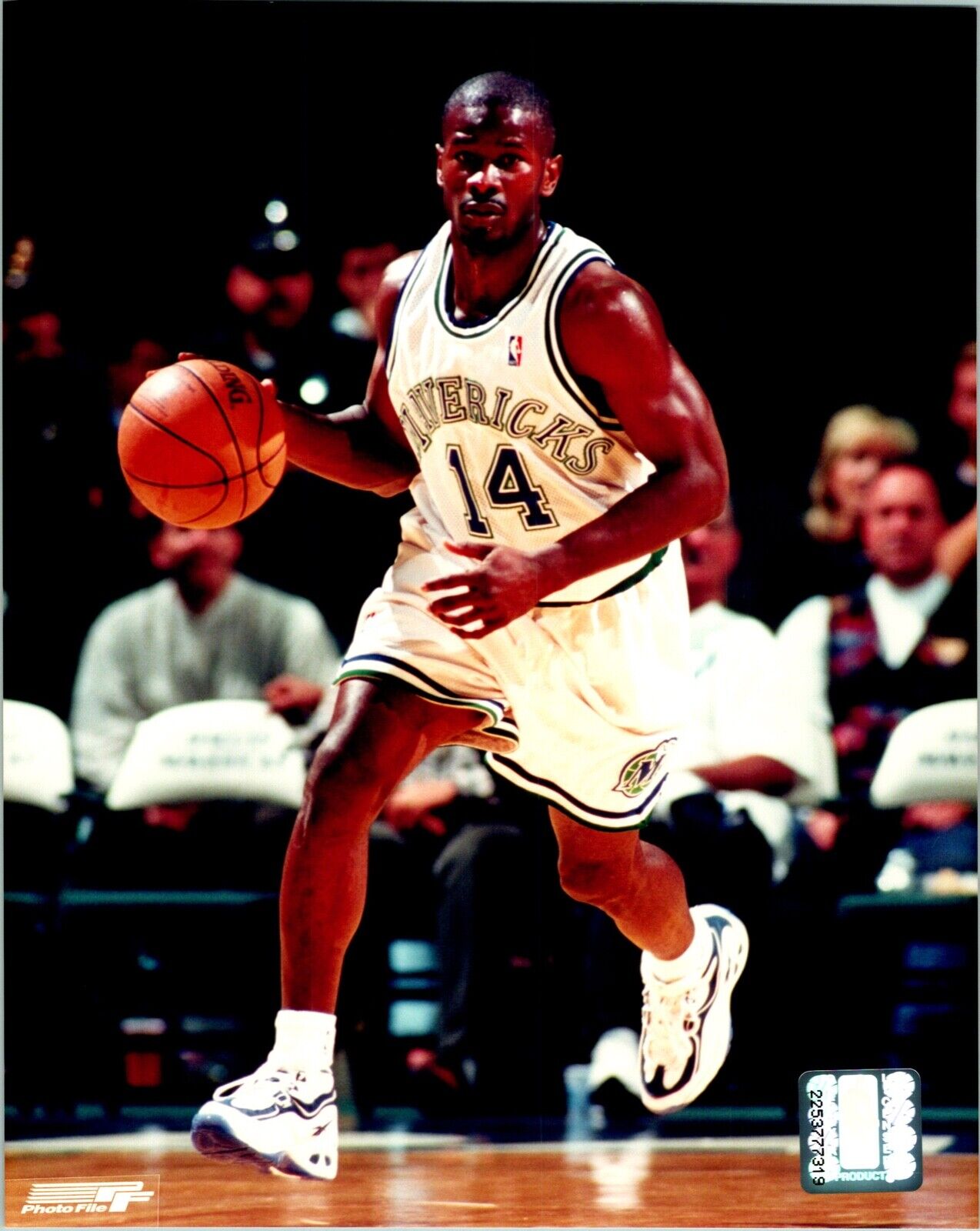 Robert Pack Dallas Mavericks NBA Sports 8x10 Color Photo B with NBA Holograms