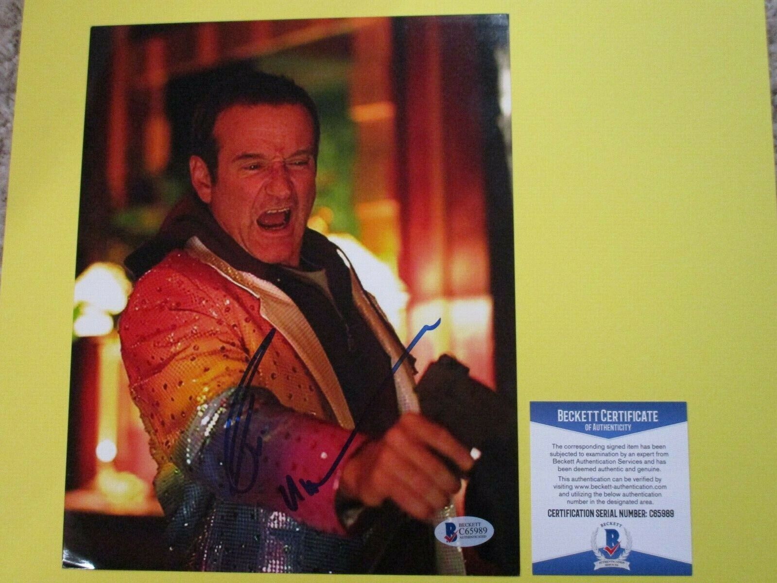 Robin Williams Death to Smoochy Signed Autographed 8x10 Color Photo BAS
