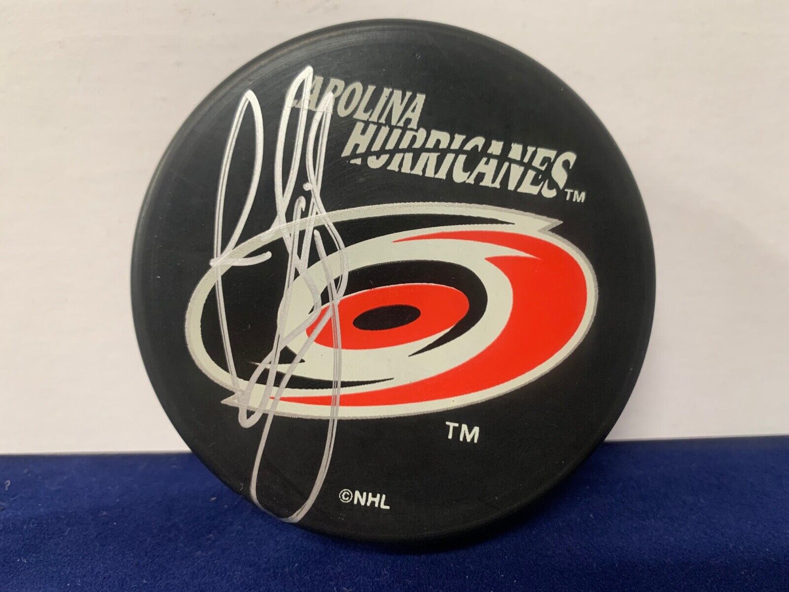 Ron Francis Autographed Signed Official Licensed NHL Hockey Puck with PSA COA