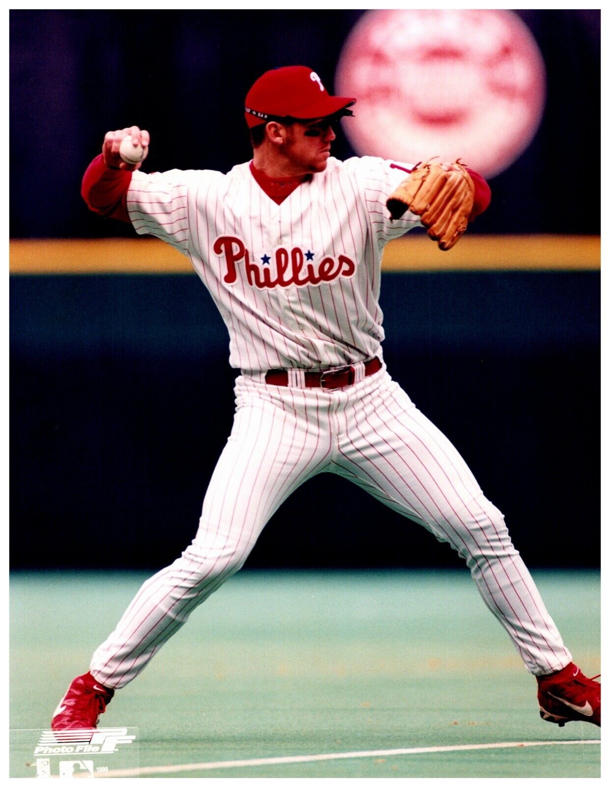 Scott Rolen Philadelphia Phillies 8x10 Sports Photo A Unsigned