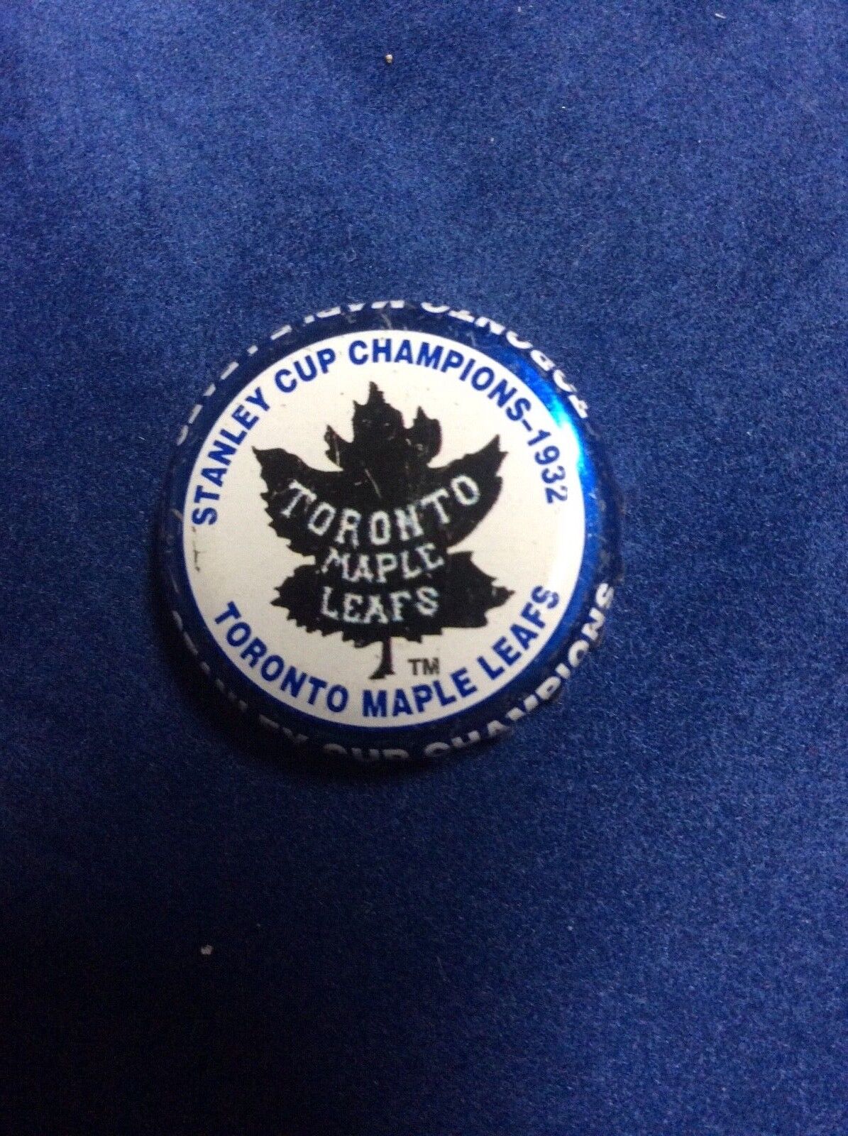 Stanley Cup Champ Toronto Maple Leafs 1932 Limited Edition Labatts Beer Cap 2001