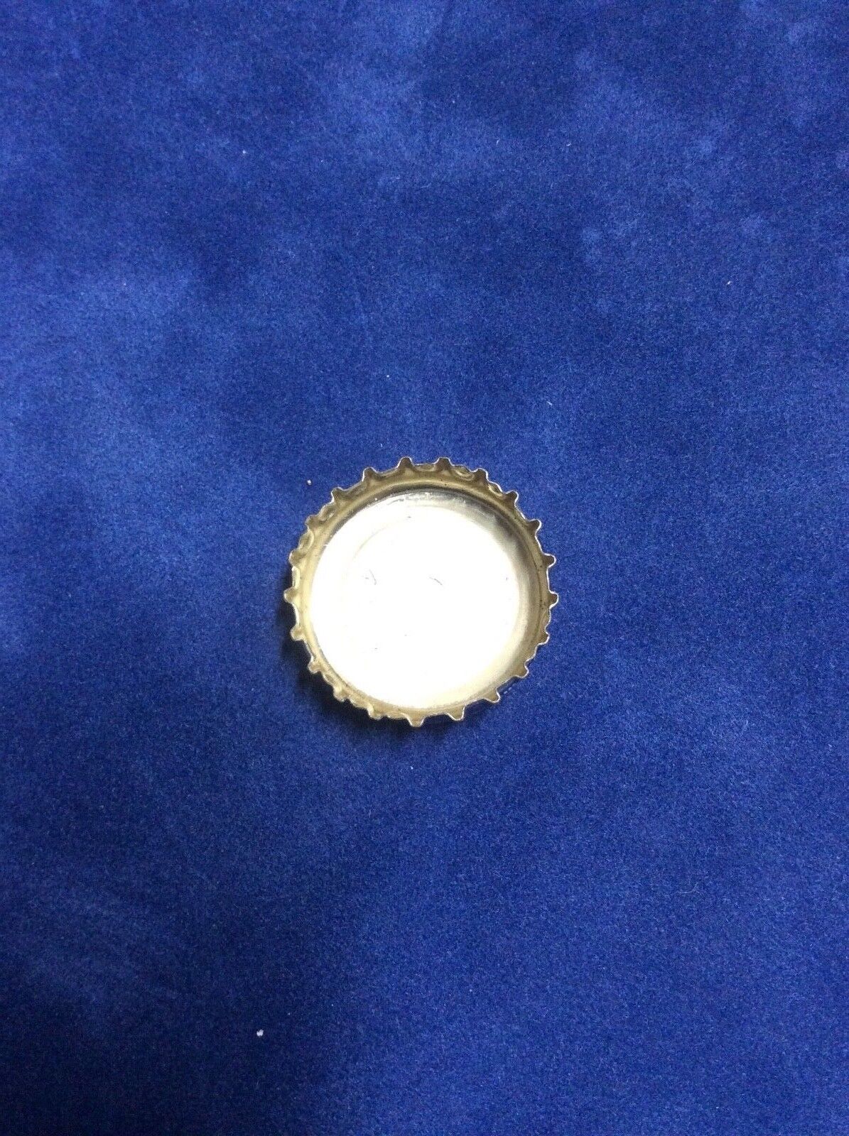Stanley Cup Champ Toronto Maple Leafs 1932 Limited Edition Labatts Beer Cap 2001