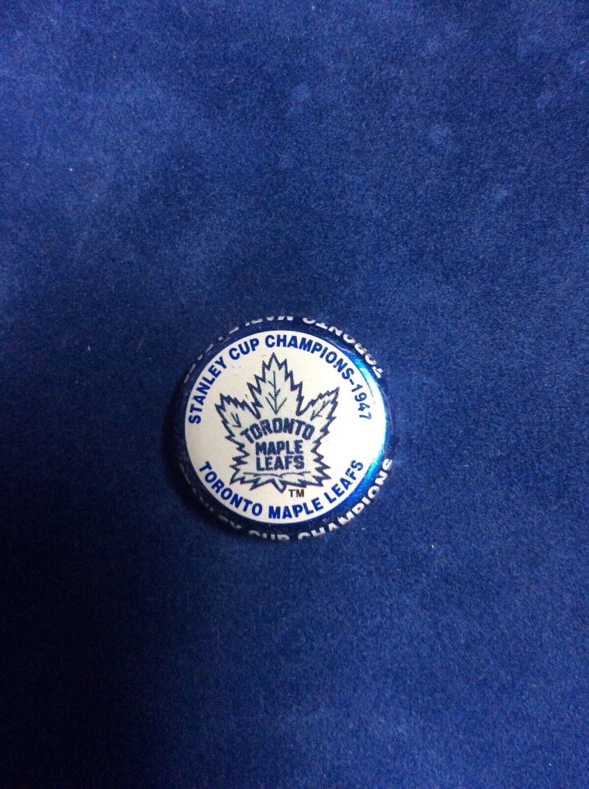 Stanley Cup Toronto Maple Leafs 1947 Limited Edition NHL Labatts Beer Cap 2001
