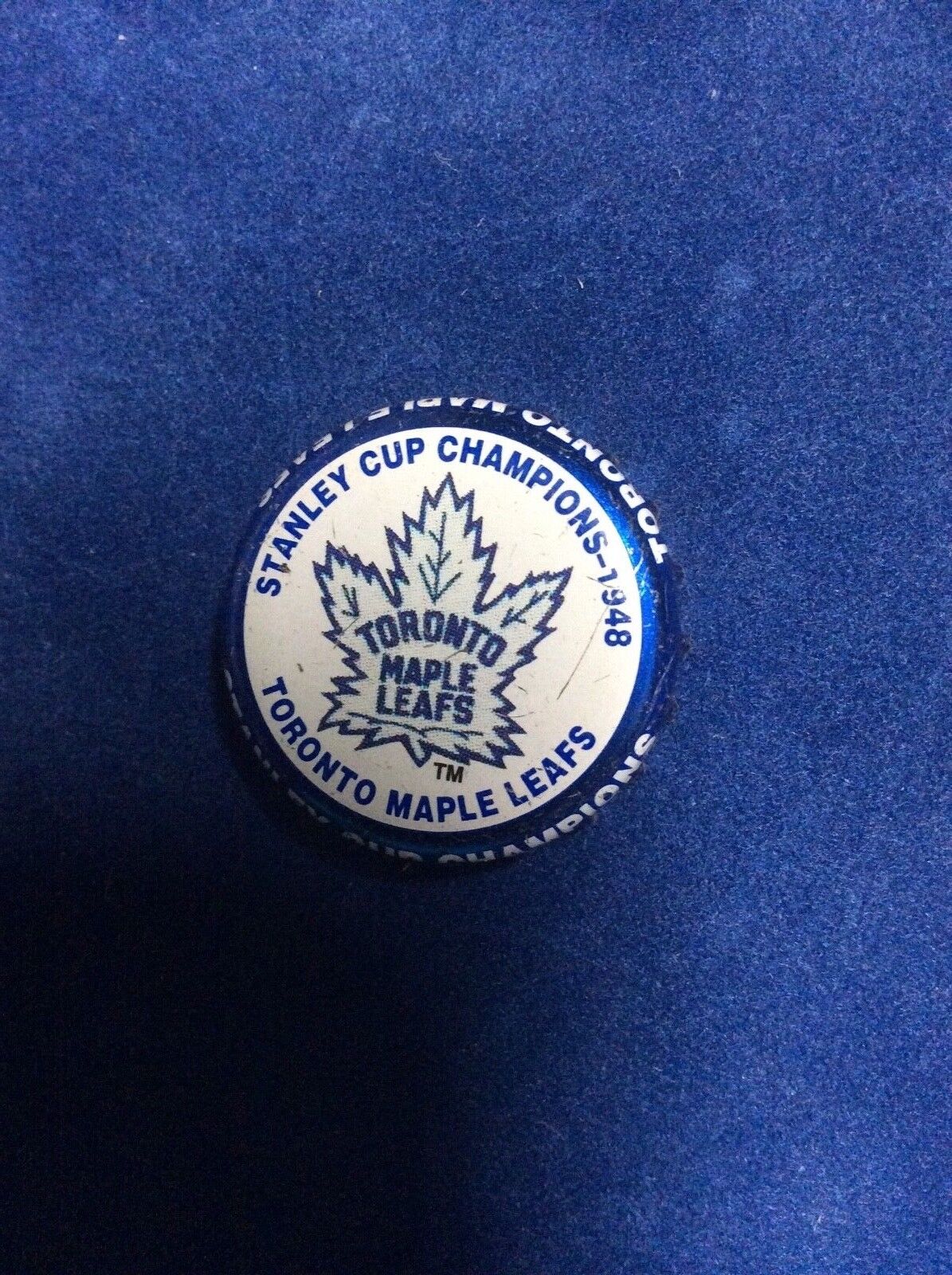 StanleyCupChamp Toronto MapleLeafs 1948 LimitedEdition NHL Labatts Beer Cap 2001