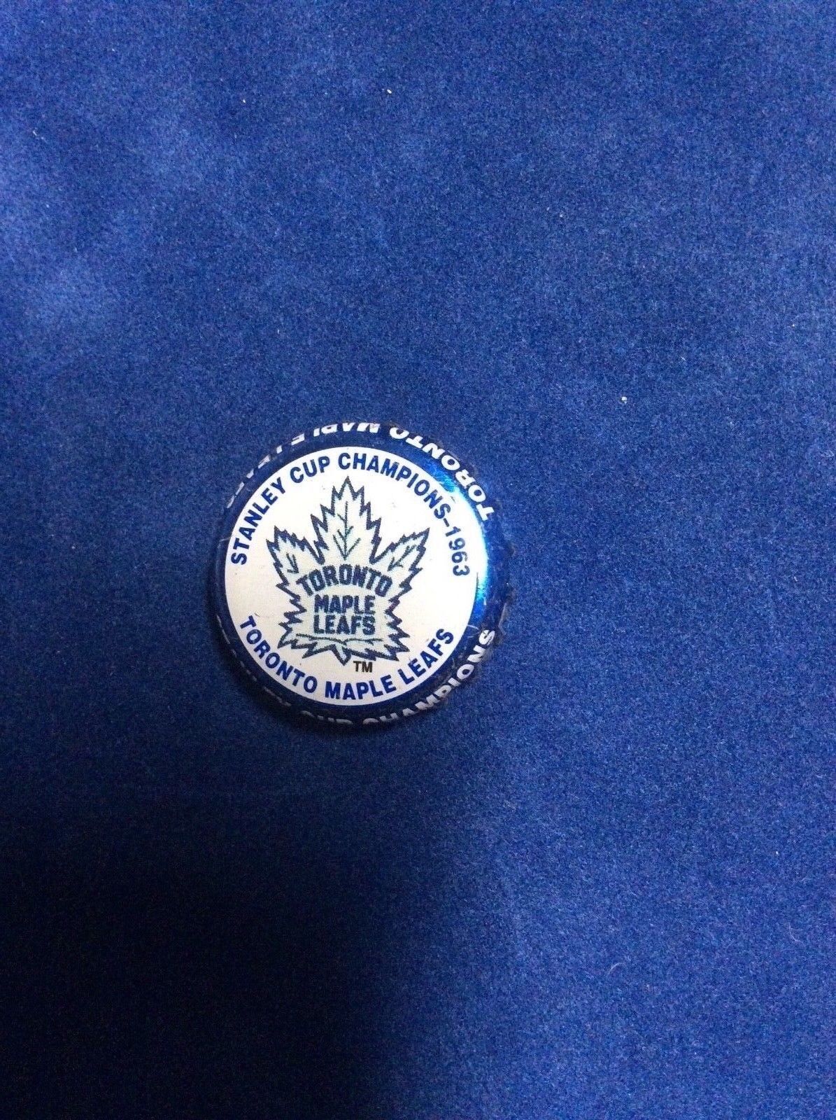 StanleyCupChamp Toronto MapleLeafs 1963 LimitedEdition NHL Labatts Beer Cap 2001