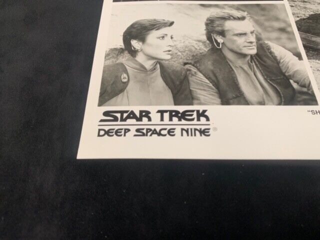 Star Trek Deep Space Nine 8x10 B&W Photo of Shakaar 470