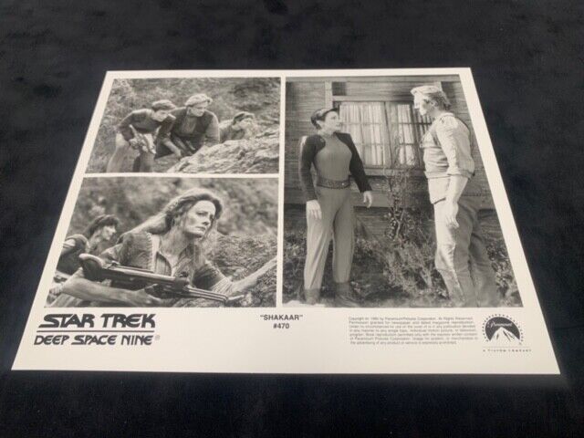 Star Trek Deep Space Nine 8x10 B&W Photo of Shakaar 470 Photo B