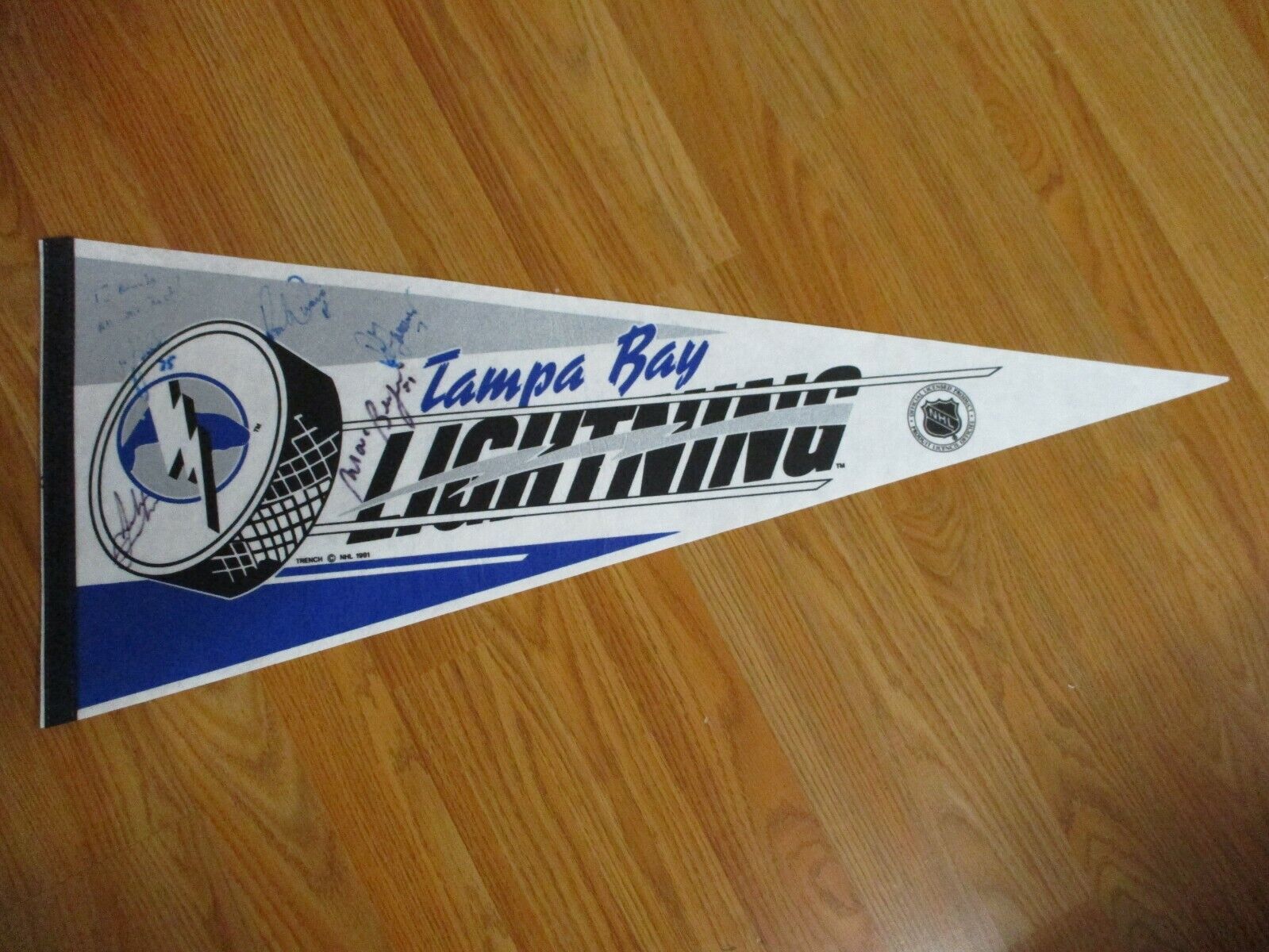 Tampa Bay Lightning Inaugural Signed Pennant Personalized 5 Autographs Zamuner