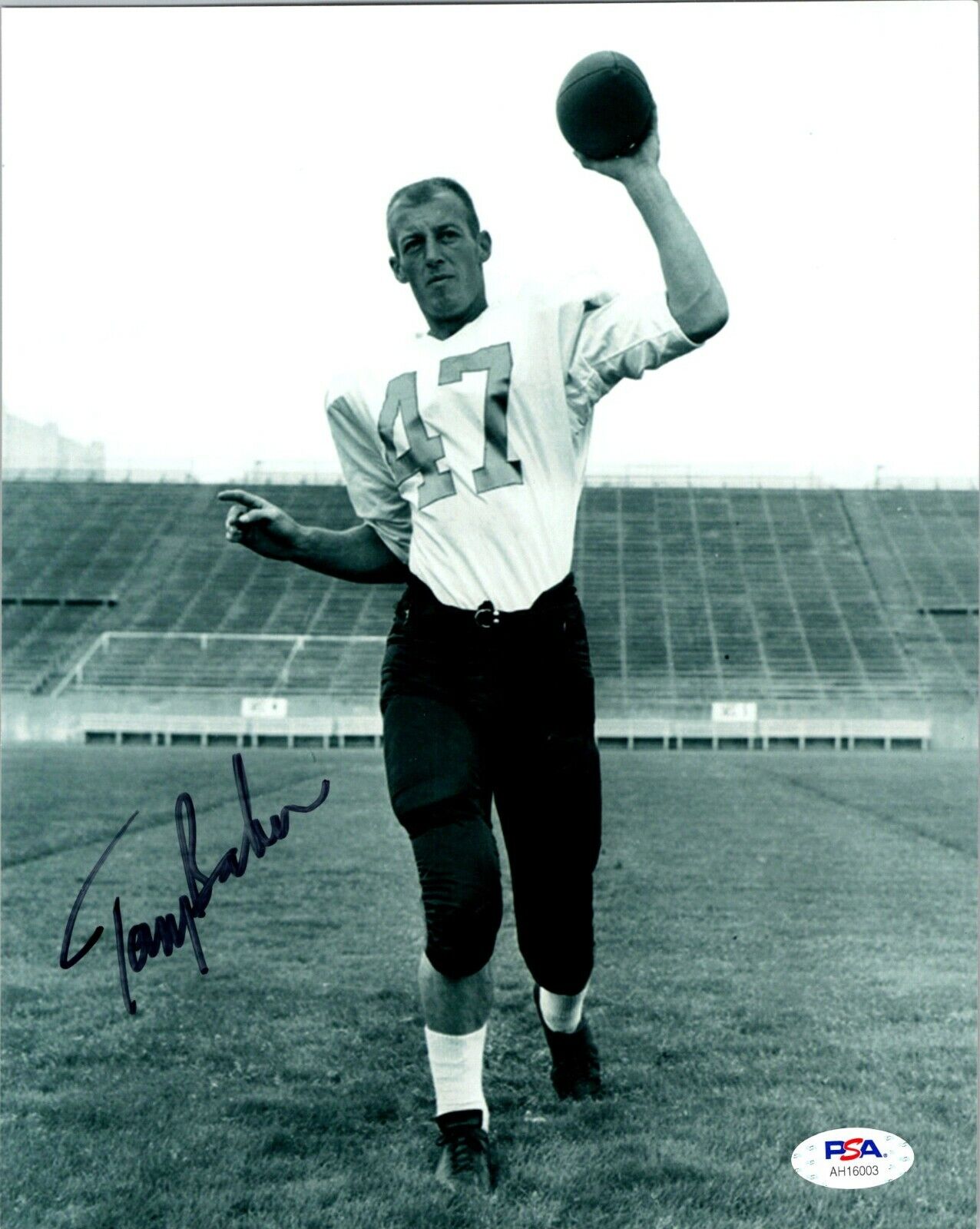 Terry Baker Heisman 1962 Signed 8x10 B&W Photo with PSA COA In Excellent Cond.