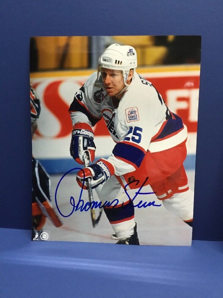 Thomas Steen Winnipeg Jets Autographed 8x10 Photo