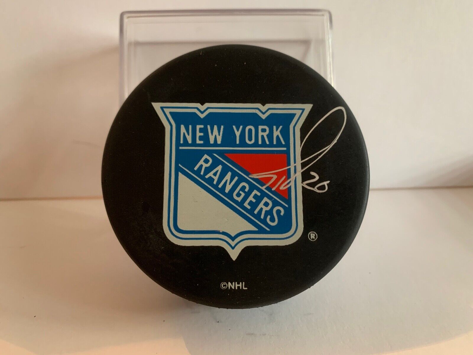 Todd Harvey New York Rangers Autographed Official NHL Hockey Puck Team Logo