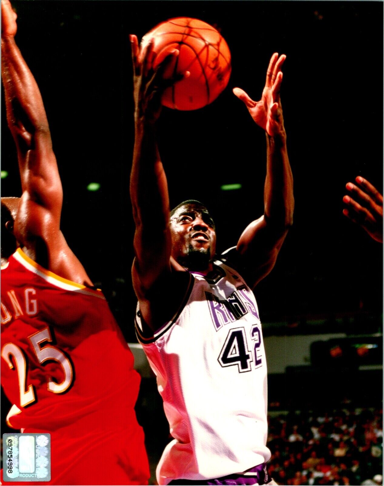 Walt Williams Sacramento Kings NBA Sports 8x10 Color Photo with NBA Hologram