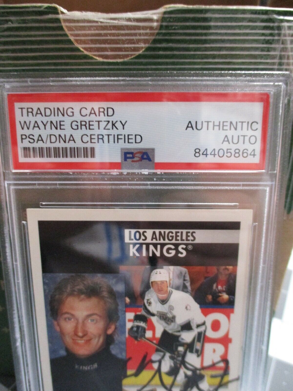 Wayne Gretzky autographed 1991-92 Pinnacle  100 PSA SLABBED  84405864