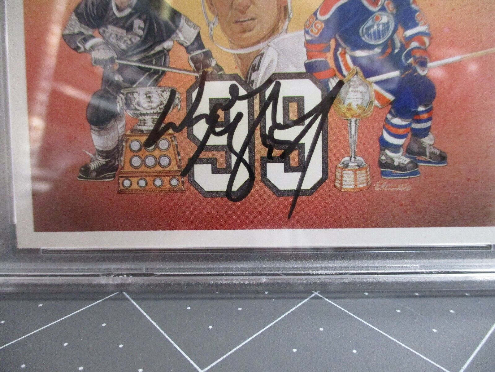 Wayne Gretzky autographed 1991-92 Upper Deck 38 Gretzky  PSA SLABBED  84329781