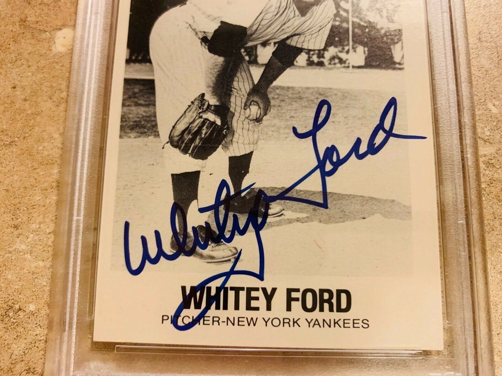 Whitey Ford Yankees 1977 TCMA Autographed Card 25 PSA Slabbed Certified