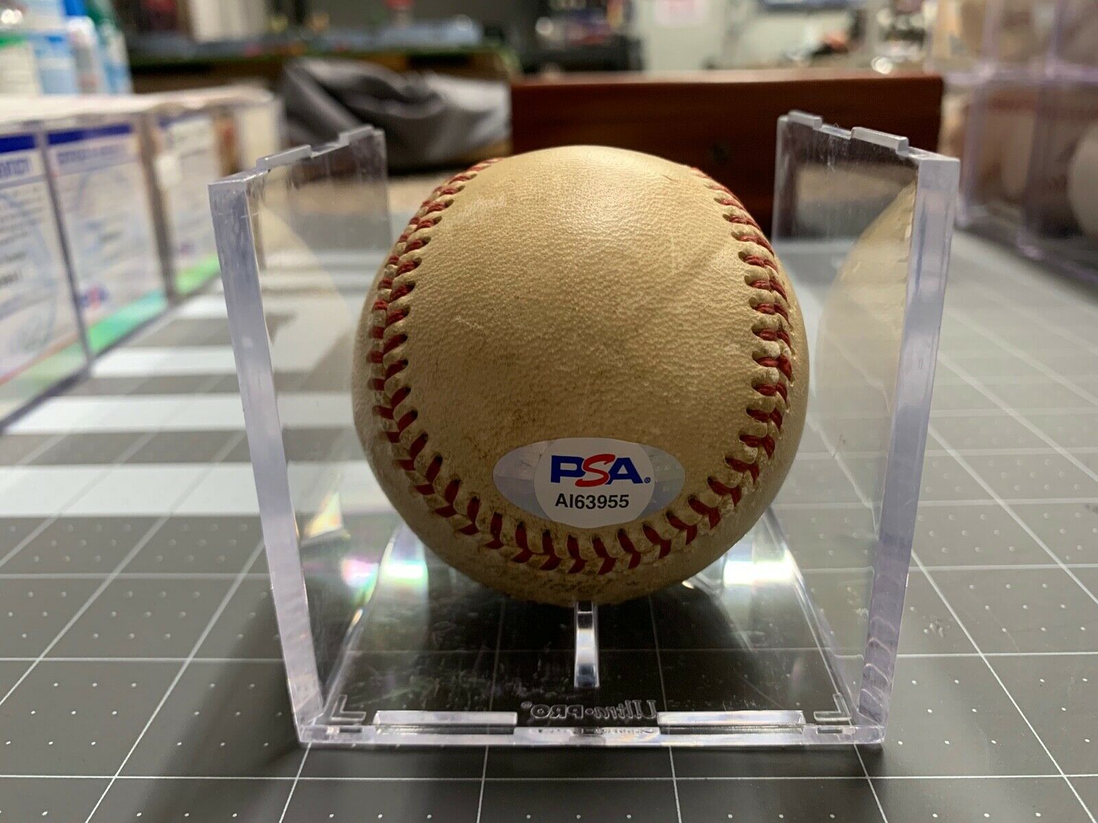 Willie Mays Autographed MLB Baseball PSA