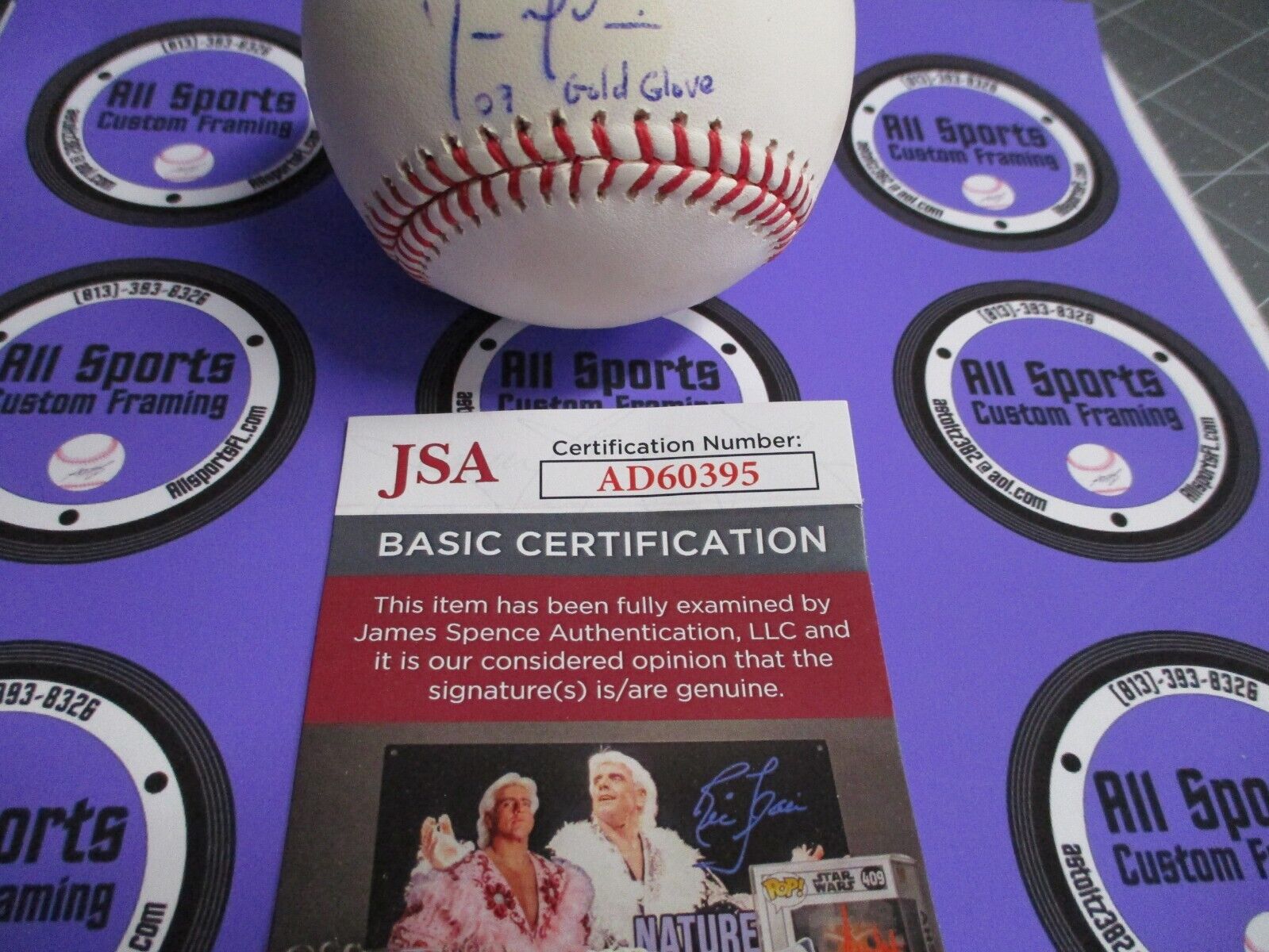 Russell Martin Autographed Baseball Authenticated by JSA #AD60395 07 Gold Glove